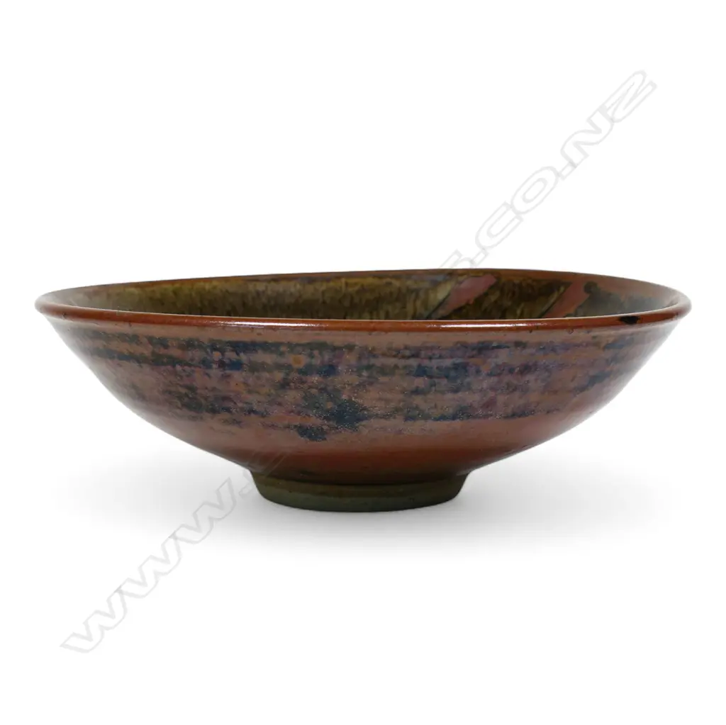 Len Castle (1924-2011) small footed bowl, Image 1++
