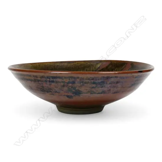 Len Castle (1924-2011) small footed bowl,
