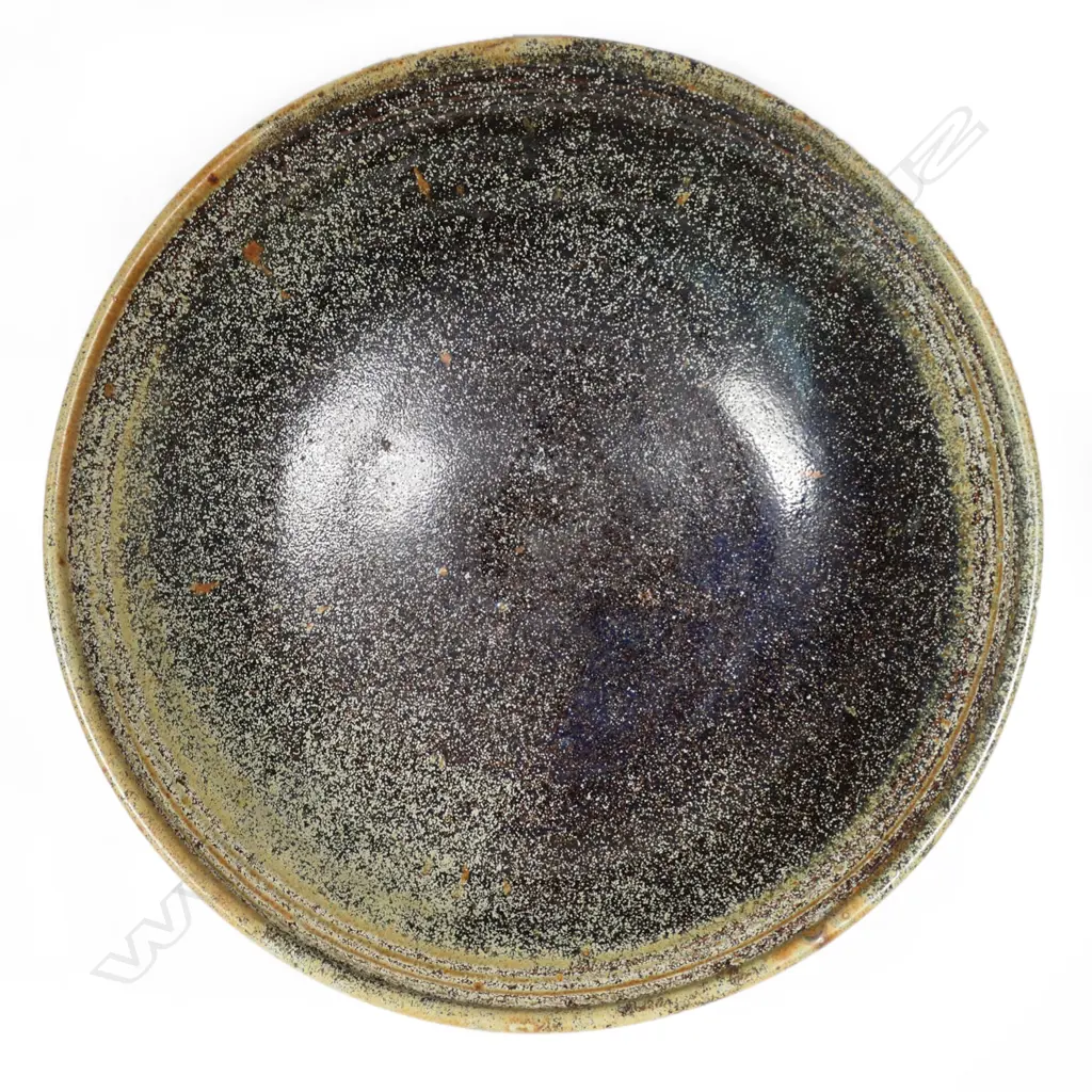Len Castle (1924-2011) wide footed bowl, Image 1++