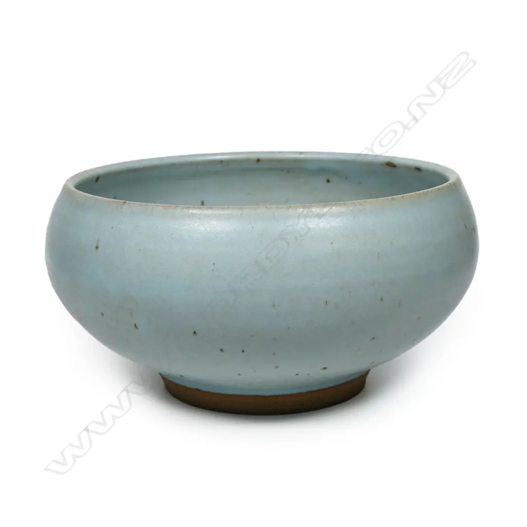 Peter Stichbury pale eggshell blue bowl, Image 1++
