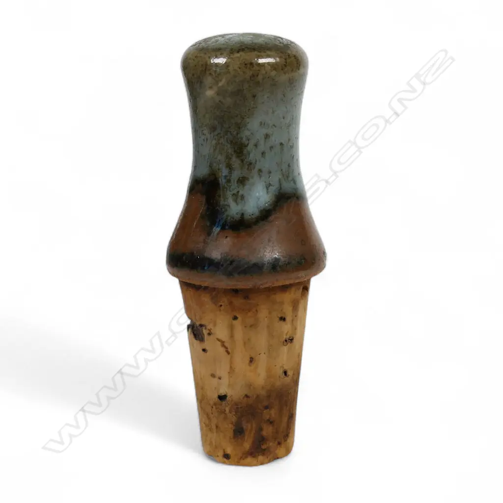 Peter Stichbury (1924-2015) small vase and stoppered oil bottle, Image 1++