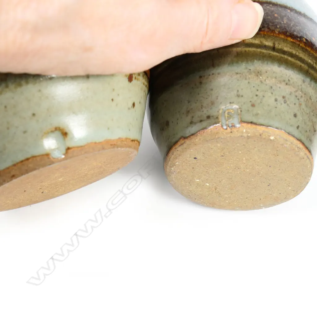 Peter Stichbury (1924-2015) small vase and stoppered oil bottle, Image 1++