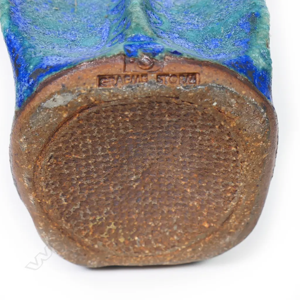 Graeme Storm winged bottle vase, Image 1++