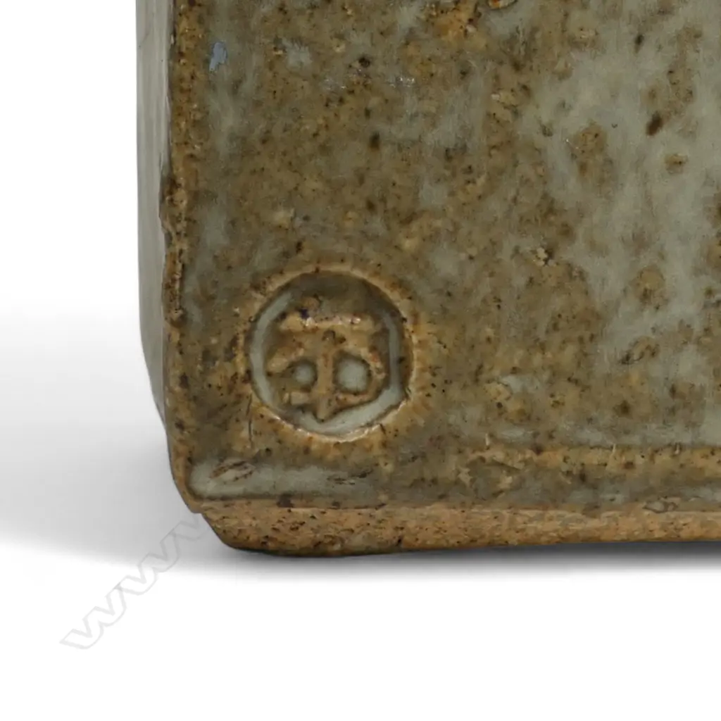 Don Thornley (1936 -1985) slab sided bottle vase, Image 1++