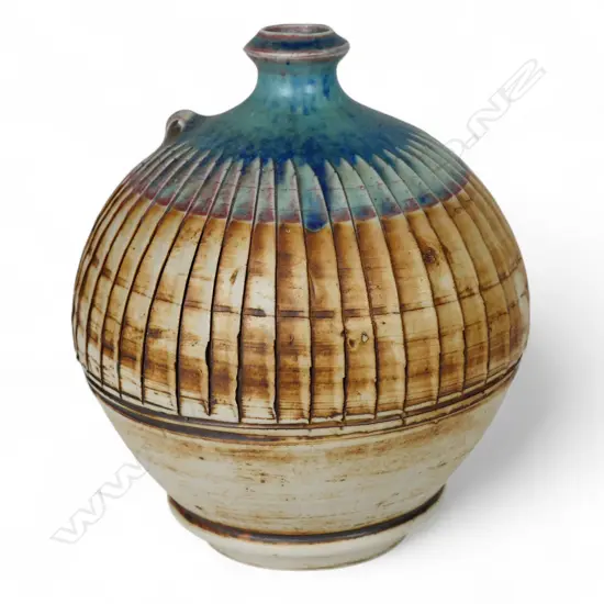 Lindsay Bedogni small spherical vase,