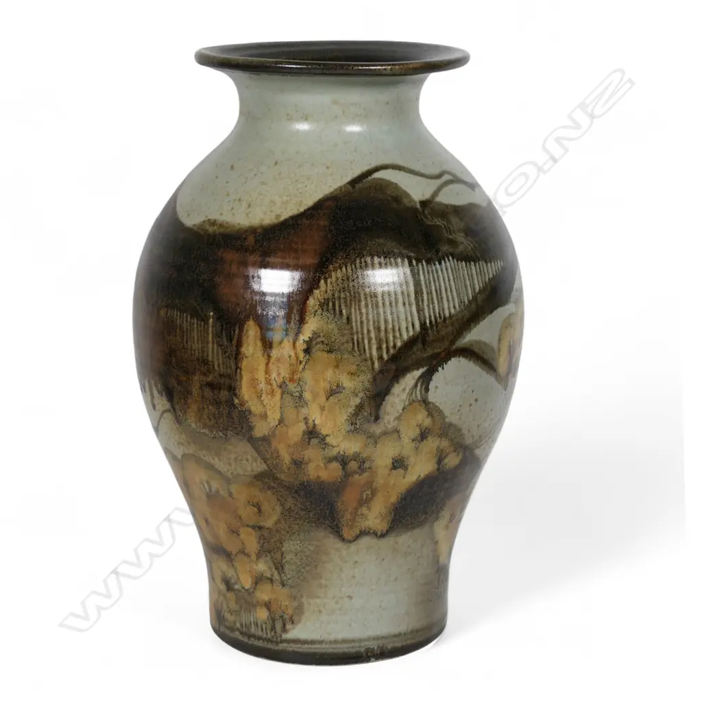 Royce McGlashen floor vase, Image 1++