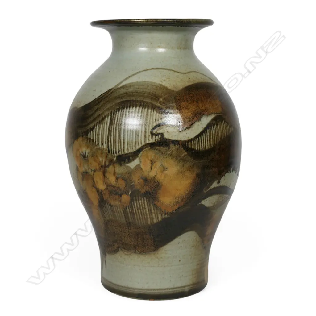 Royce McGlashen floor vase, Image 1++