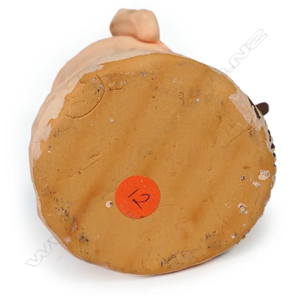 A Mark Rayner pottery bust Image 1++