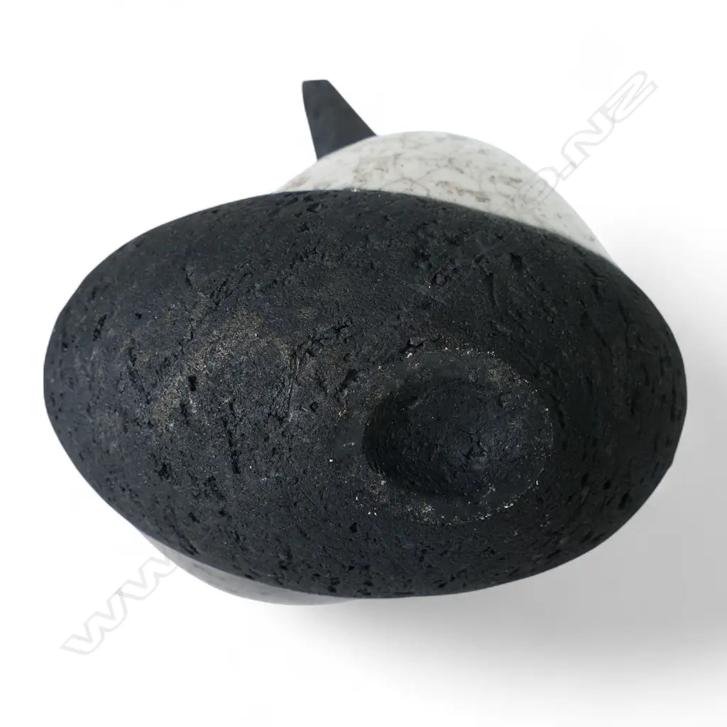 Rick Rudd stylised teapot form, Image 1++