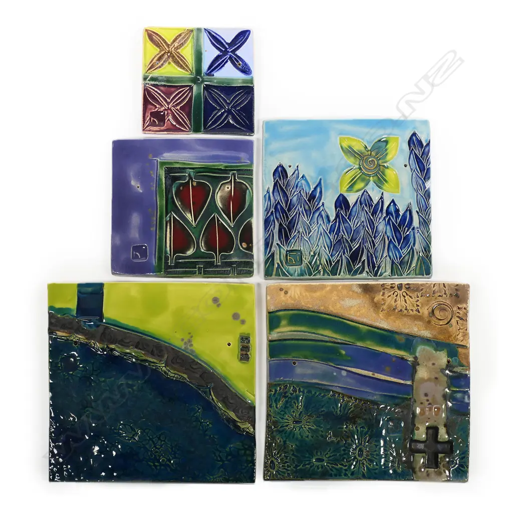 Karleen Winters five wall hanging tiles, Image 1++