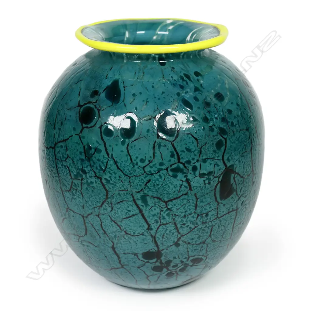 Garry Nash crackle glaze vase, Image 1++