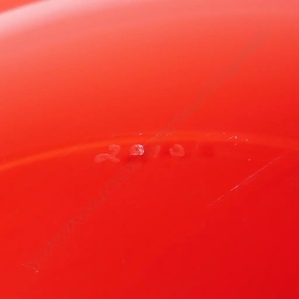 Lyndsay Patterson large red art glass mouth blown bowl, Image 1++