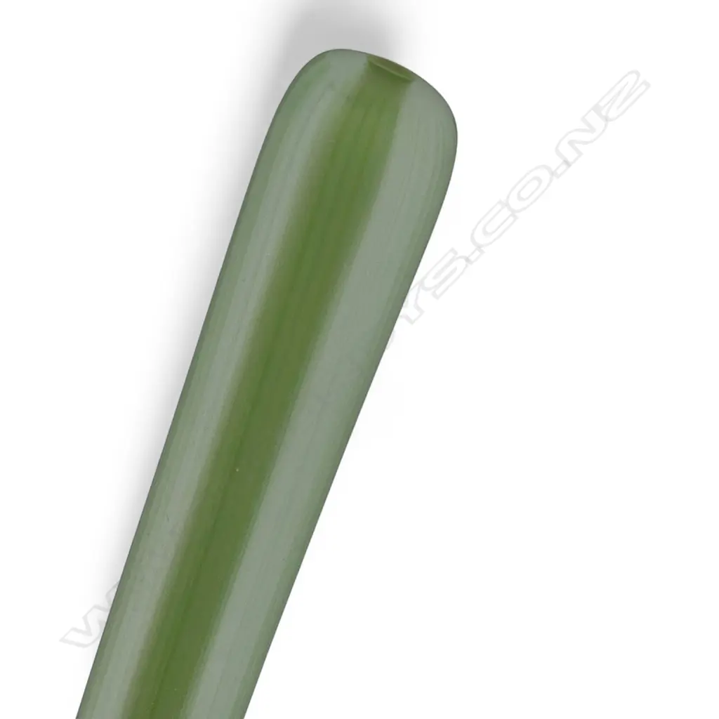 Stephen Bradbourne green glass leaf, Image 1++