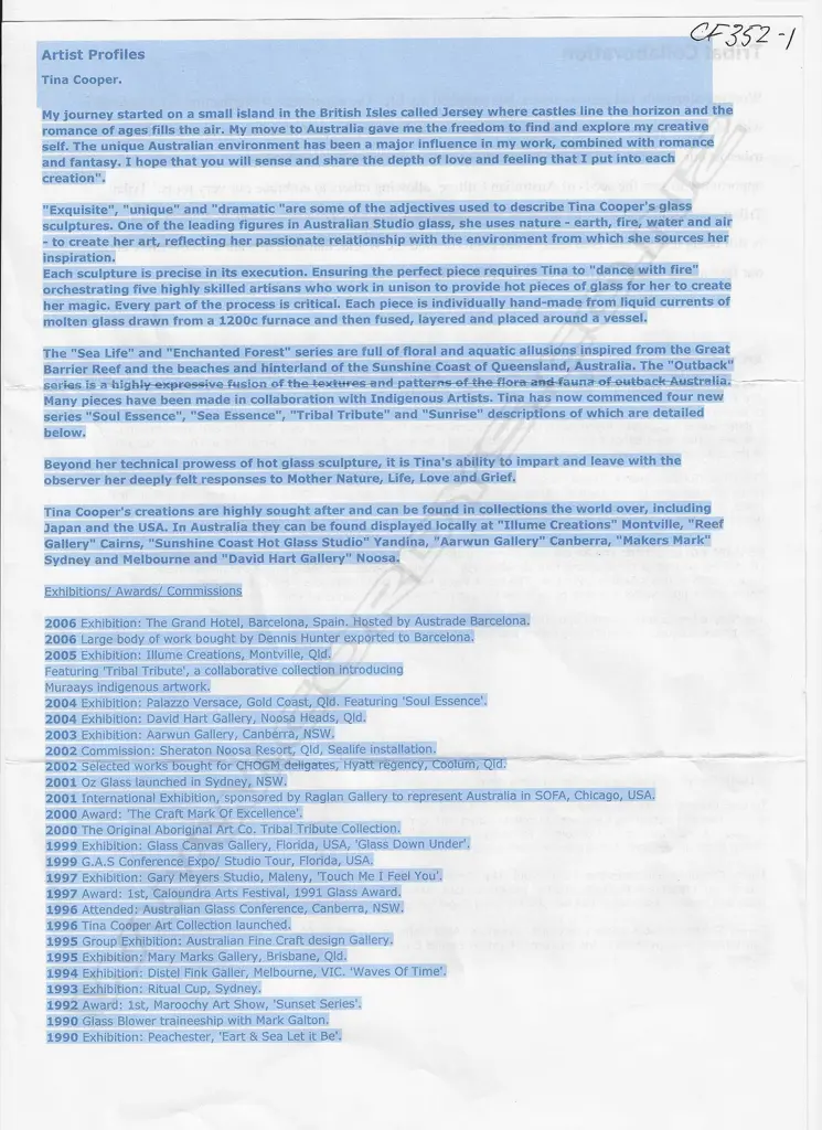 Tina Cooper sculptured glass centrepiece, Image 1++