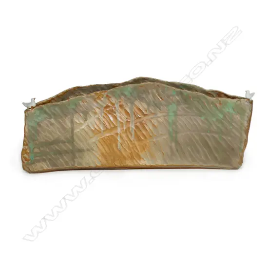 Keum Sun Lee slab sided sculpture with birds,