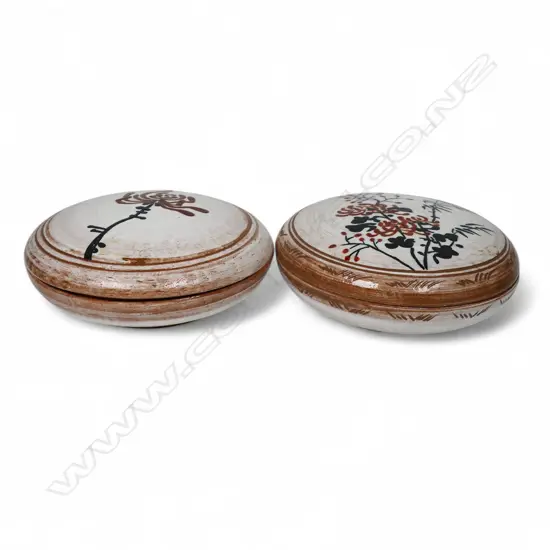 Keum Sun Lee two trinket boxes,