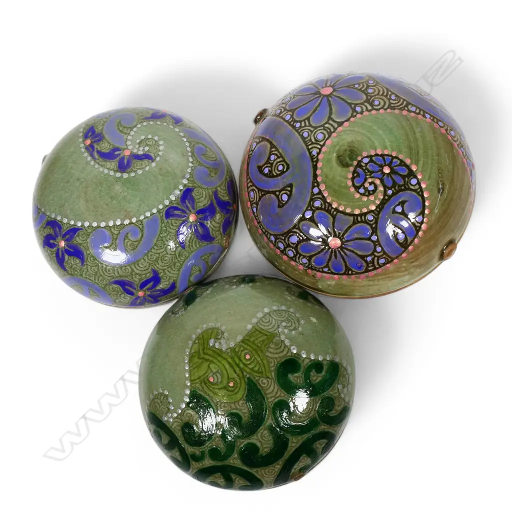 Keum Sun Lee three-disc shaped trinket dishes, Image 1++