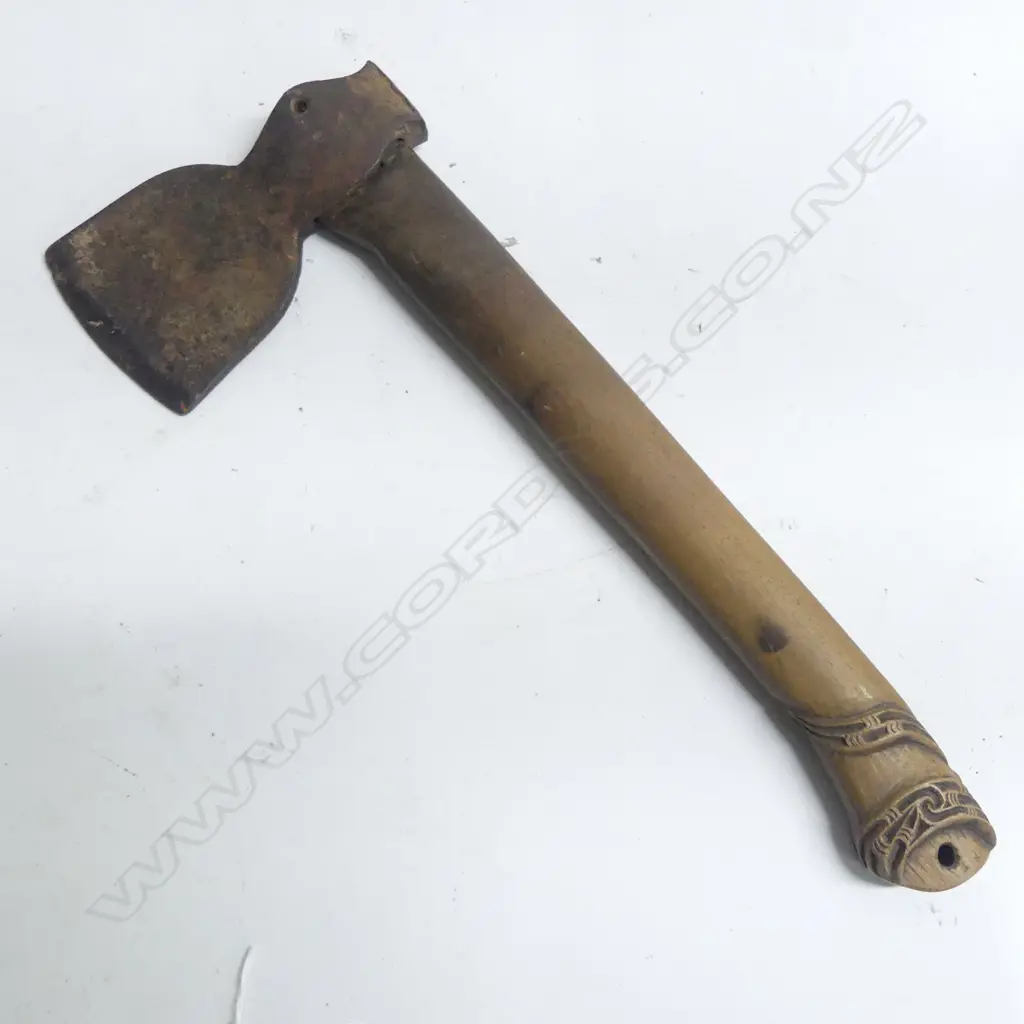 * Toki-kakau-poto (short handled tomahawk) with trade steel blade and carved fine wooden shaft Image 1++