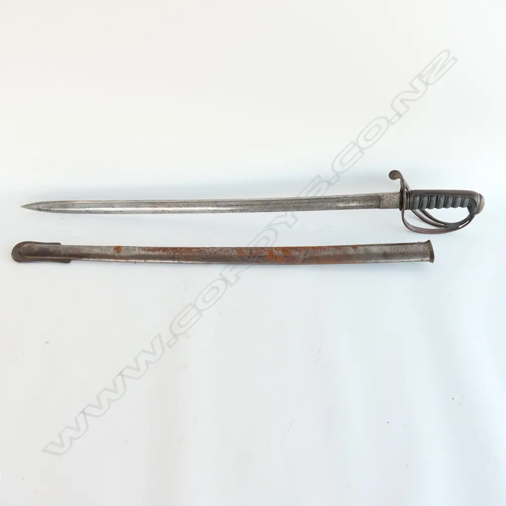 An 1821 pattern variant Light Calvary Officer's sword, of shorter length, Image 1++