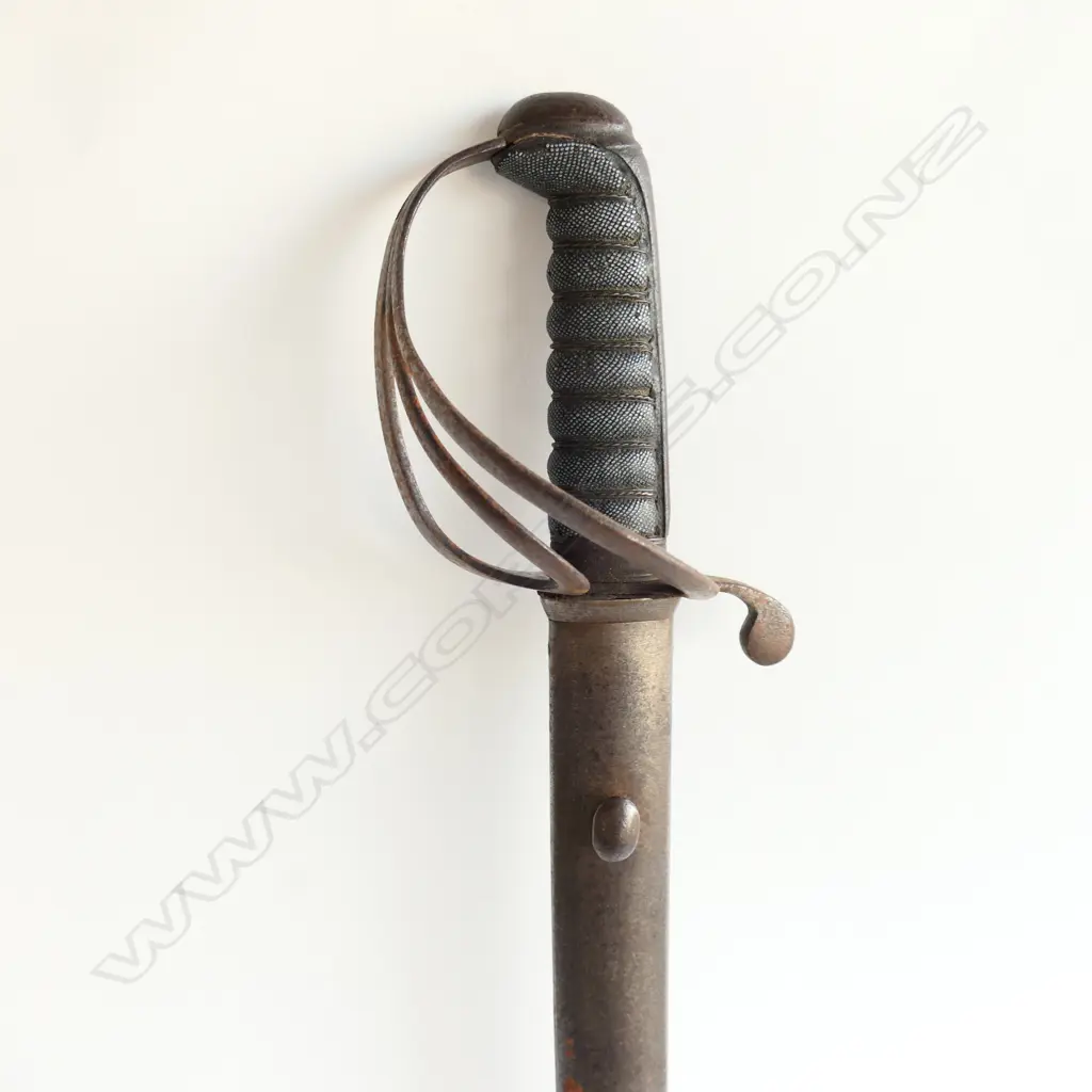 An 1821 pattern variant Light Calvary Officer's sword, of shorter length, Image 1++