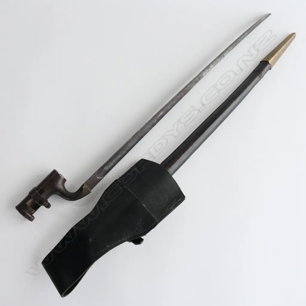 British 1853 Enfield Triangular Socket Bayonet (‘1512’) and Scabbard, brass mounted black leather scabbard with replica leather frog Image 1++