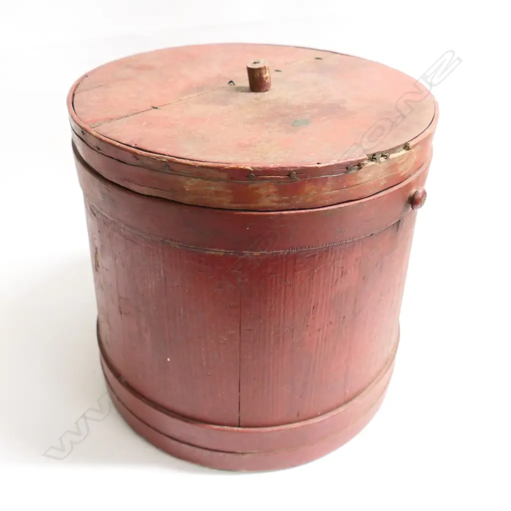 An old coopered red painted pine Shaker style lidded bucket, handle absent. H.320mm. Image 1++