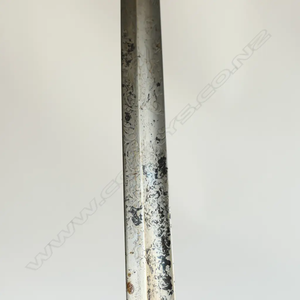 An 1822 Pattern Officer's sword with japanned steel scabbard,  brass guard with folding langet, VR crowned cypher, Image 1++