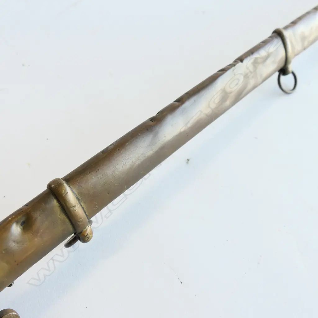 A Pattern 1822 Infantry Officer's sword and brass scabbard, with brass guard without folding langet, with VR crowned cypher, Image 1++