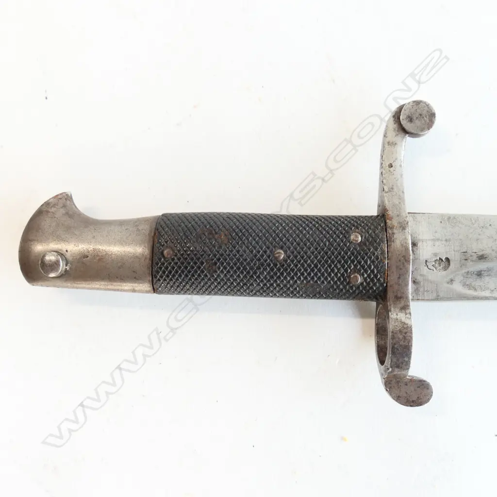 British P.1856/58 Sword Bayonet, Yataghan blade with Kirschbaum, Solingen logo, good knurled leather grips complete with steel scabbard with original finish. Image 1++