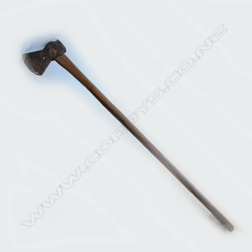 Long handled colonial axe, L.1180mm. Heavilly rusted blade. Image 1++