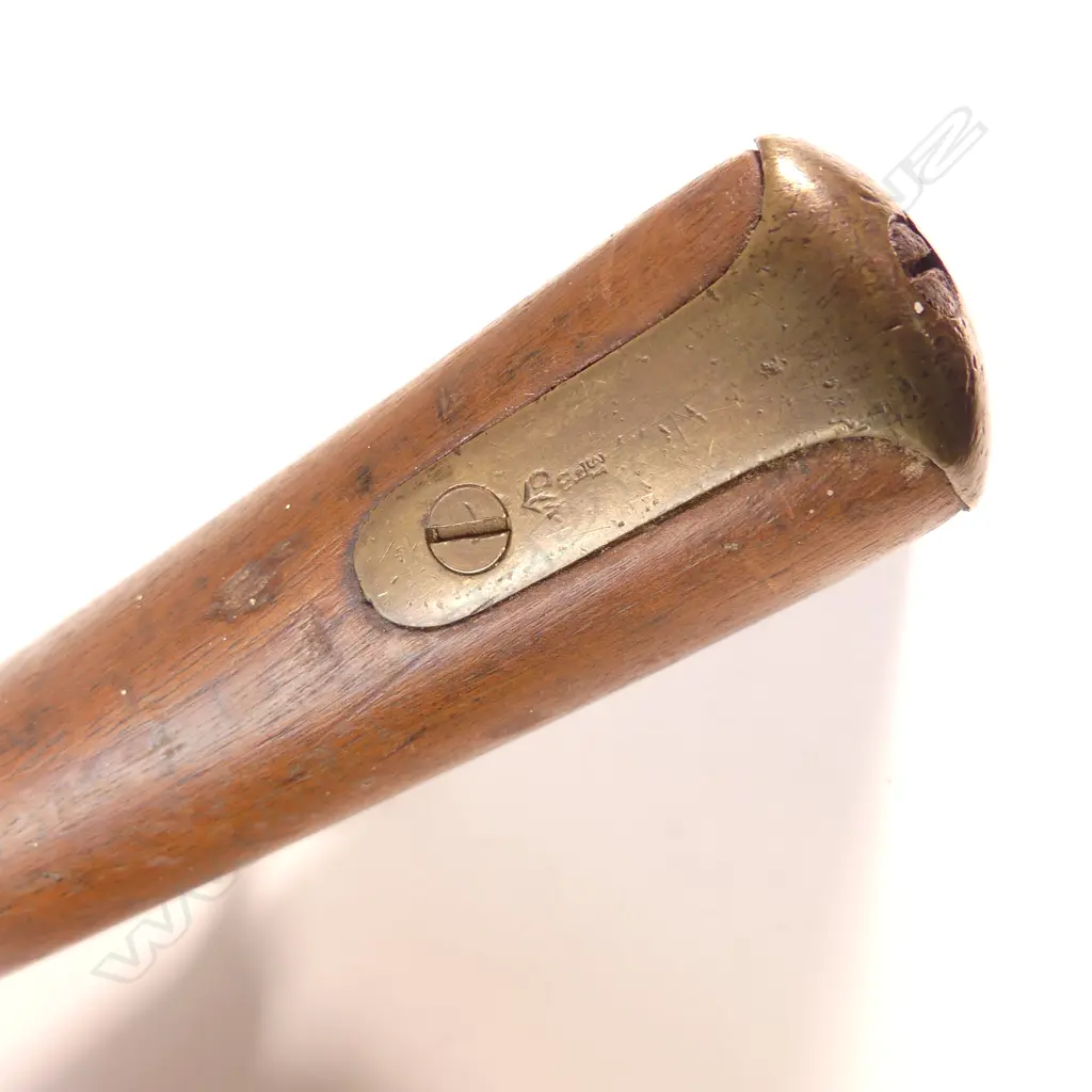 Enfield Pattern 1856 Saddle Ring Carbine Musket. Lock marked 1858 Tower  and Crown over VR, smooth bored for the Goldfield escorts in Otago. Image 1++