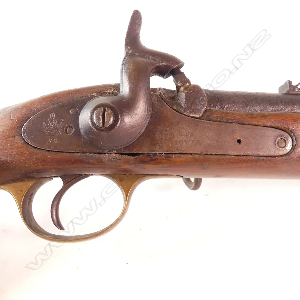 Enfield Pattern 1856 Saddle Ring Carbine Musket. Lock marked 1858 Tower  and Crown over VR, smooth bored for the Goldfield escorts in Otago. Image 1++