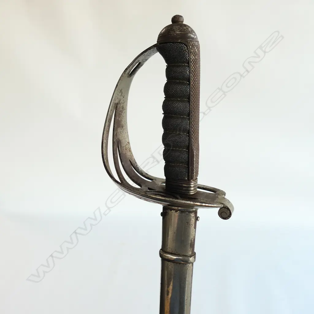 An 1827 pattern Rifle Volunteer's sword, nickel plated hilt with open swept guard with bugle cypher, Image 1++