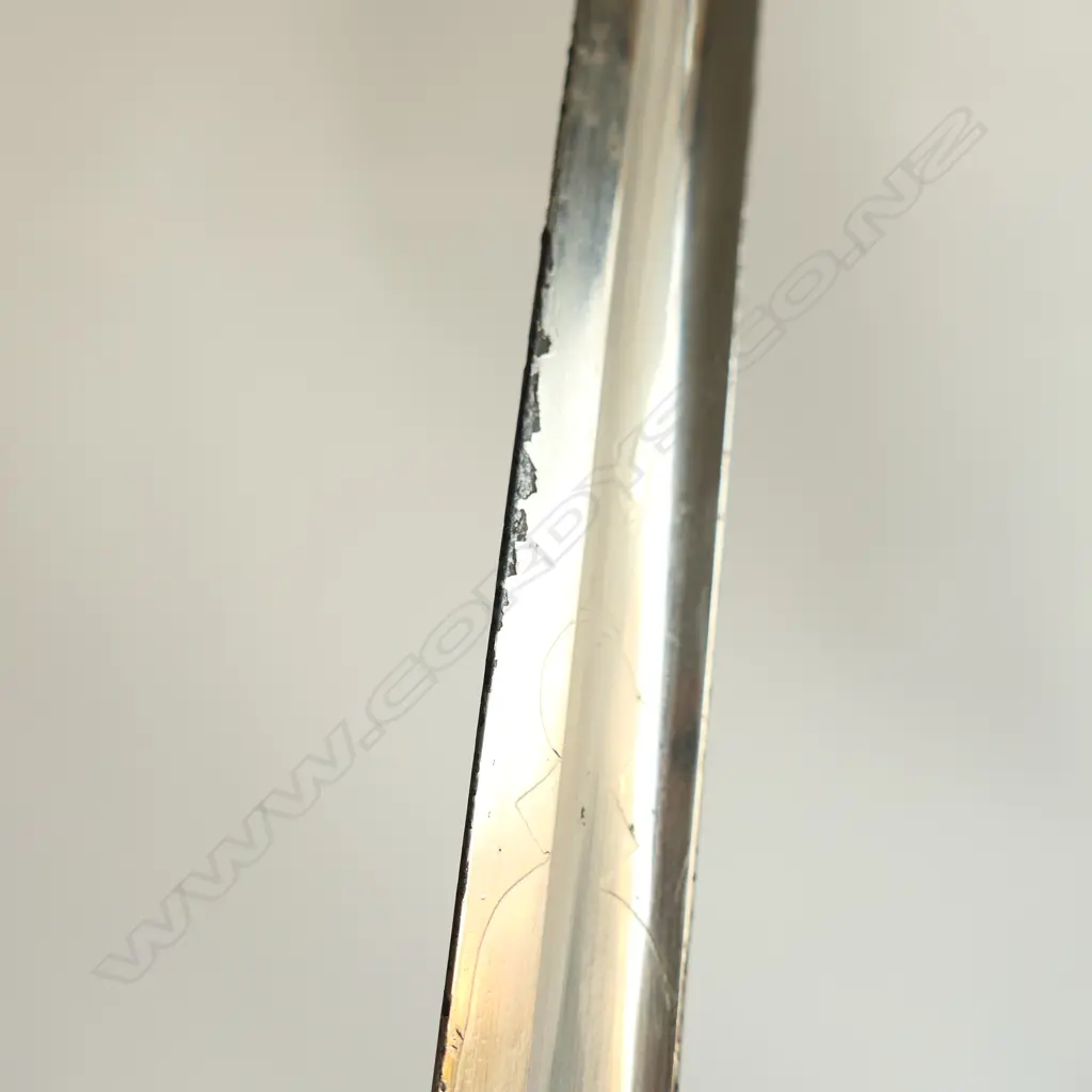 An 1827 pattern Rifle Volunteer's sword, nickel plated hilt with open swept guard with bugle cypher, Image 1++