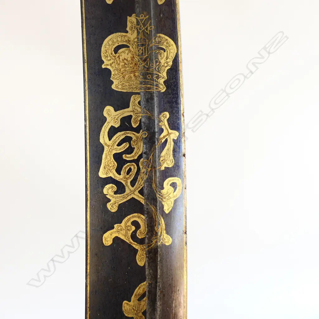 An attractive and scarce, blued and gilt bladed 1796 Pattern Light Calvary sabre and scabbard with 33" (825mm) curved blade, Image 1++