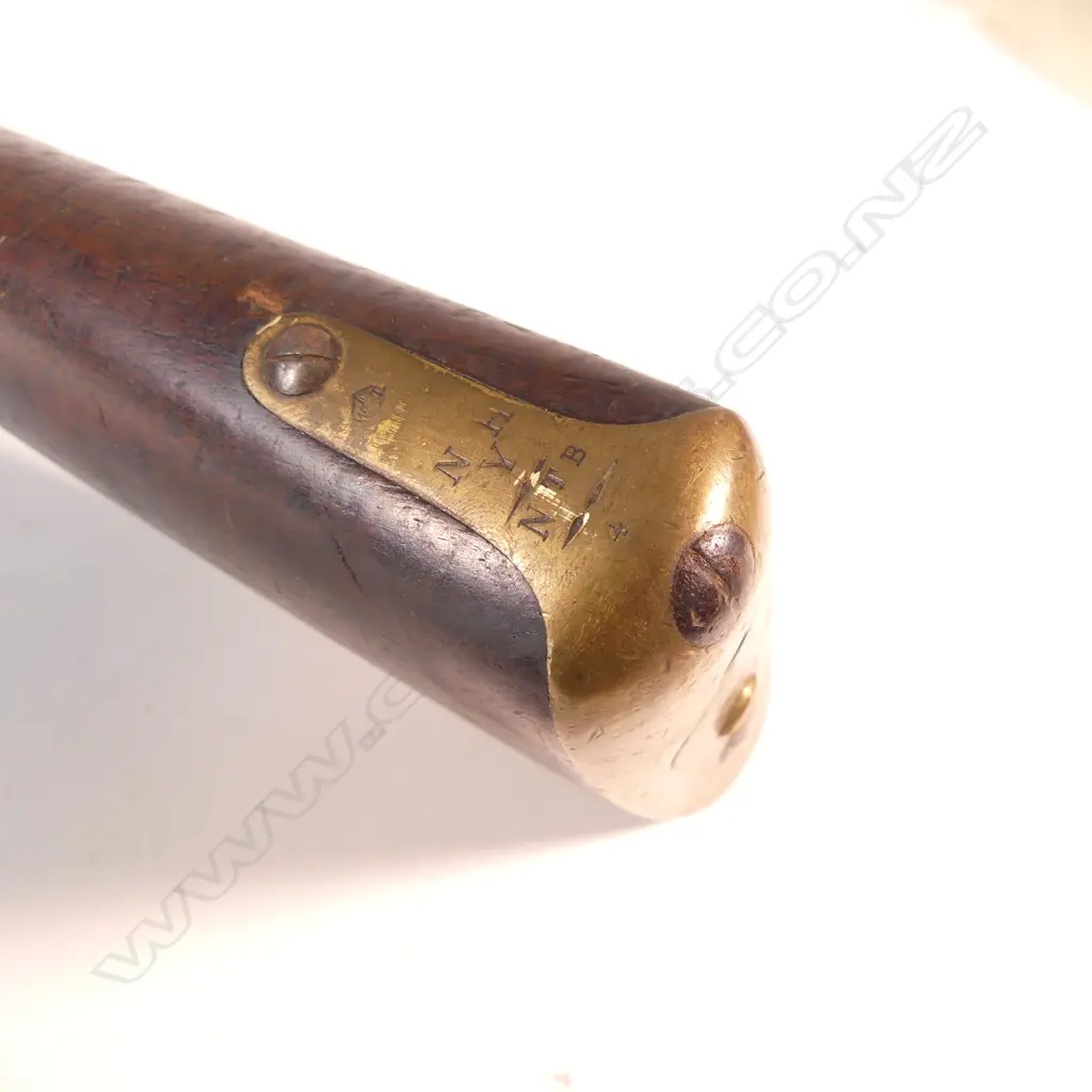 A Snider .577 calibre Mk.III Action Carbine 19" barrel, lock marked crown-over VR, 1862 over Enfield NZ over 87 marked on breech and stock. Image 1++