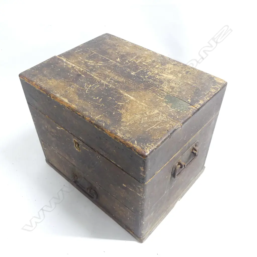 A 19thC English pine apothecary box with fitted interior and single drawer in base, with glass bottles and jars, pestle and mortar, ceramic-lidded jars, etc. 320 x 250 x 270mm. Image 1++