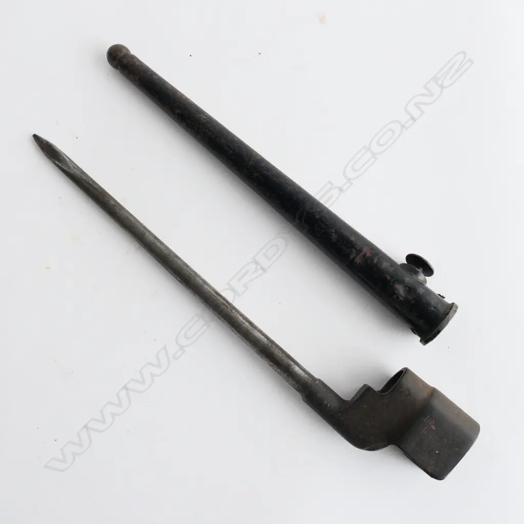 A No4 Mk.II spike socket bayonet, with scabbard. Image 1++