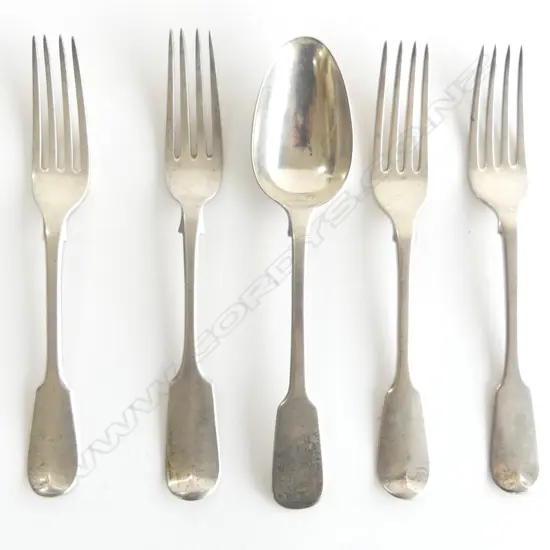 Silver fiddle pattern dessert forks and spoon: 2 x London 1827. 1x Exeter 1850 together with a fiddle pattern silver dessert spoon. Total 240g