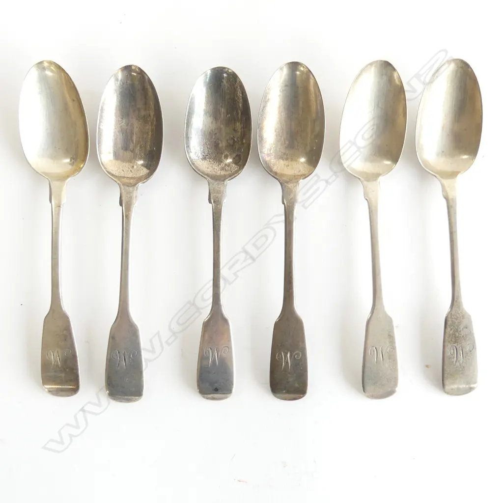 A set of six Victorian period fiddle pattern silver teaspoons. London 1859. 106gm Image 1++