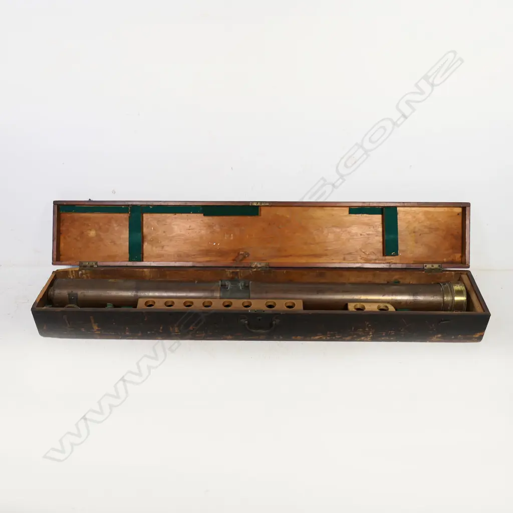 A late 19thC large telescope, in original case, with associated lenses, without tripod stand. Image 1++