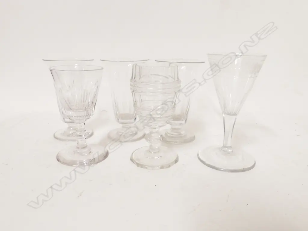 Six antique glasses Image 1++