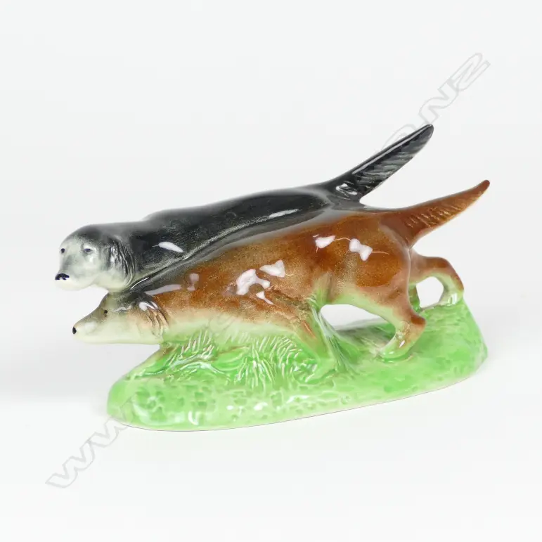 GLAZED C.L HUNTING DOGS FIG. Image 1++