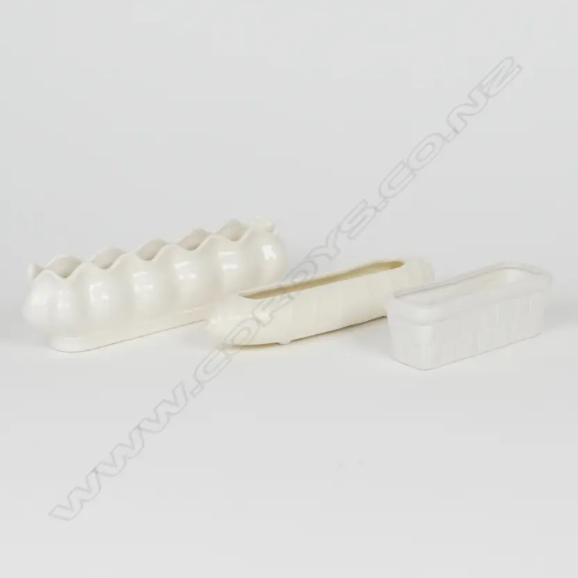 3 CREAM C.L TROUGH VASES 137, 297 & 323 Image 1++