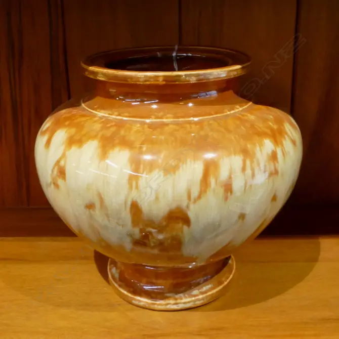 TEMUKA WARE BALUSTER VASE Image 1++