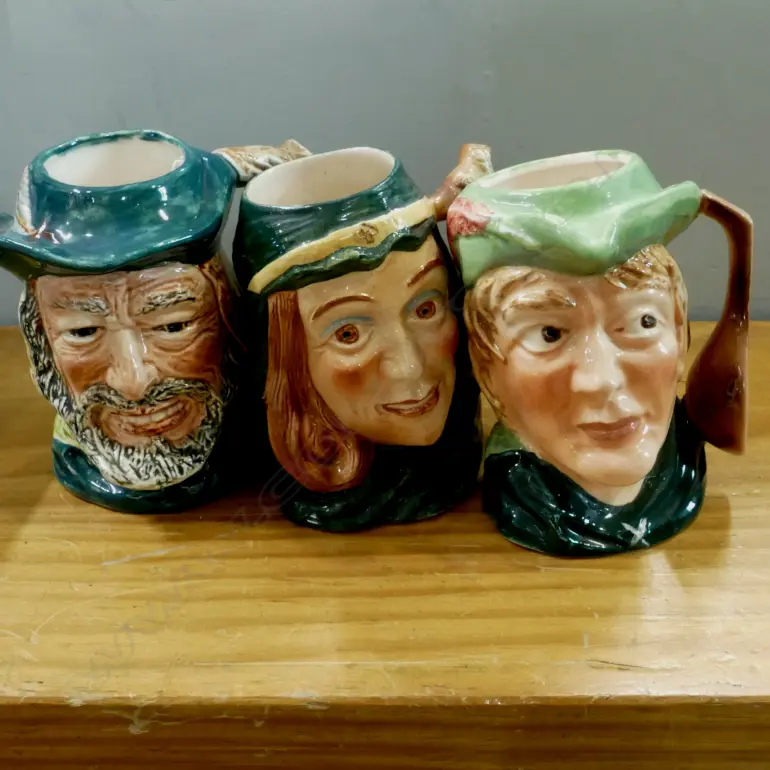 3 C/LYNN AQUILA 'ROBIN HOOD' SERIES CHARACTER MUGS Image 1++