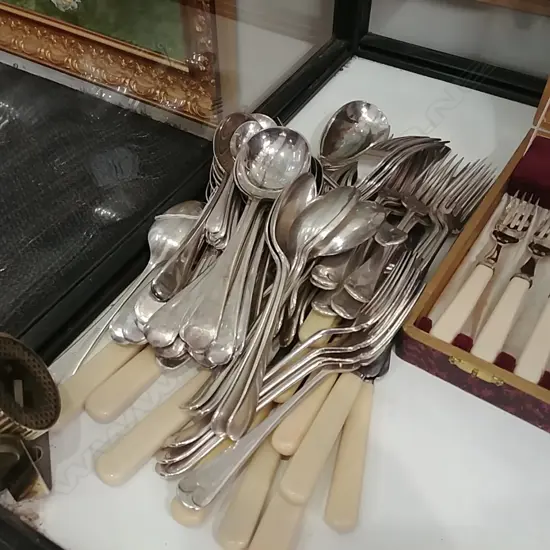 W+HALL CUTLERY SERVICE