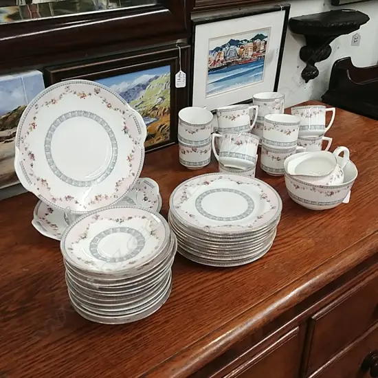 ROYAL DOULTON PART TEASET - NO TEAPOT 
