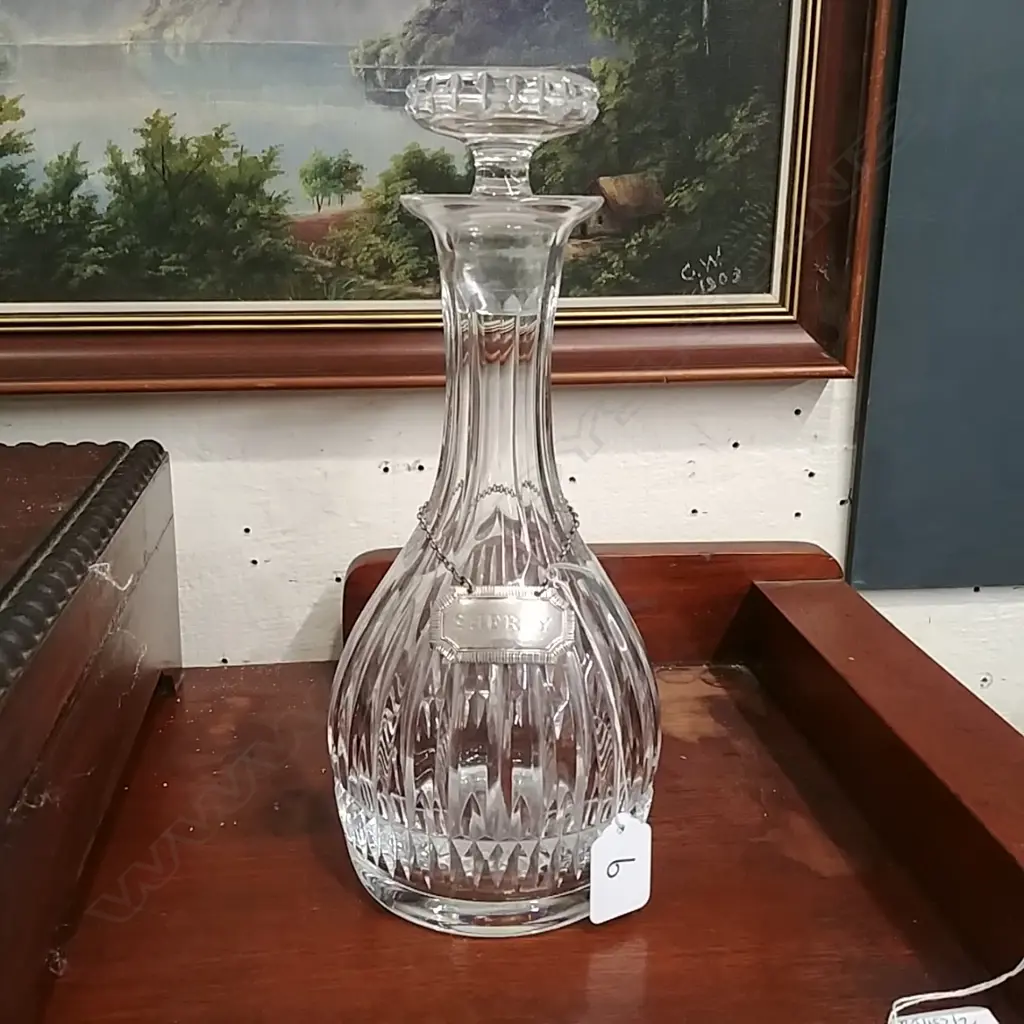 ATLANTIS CRYSTAL DECANTER & SILVER LABEL Image 1++