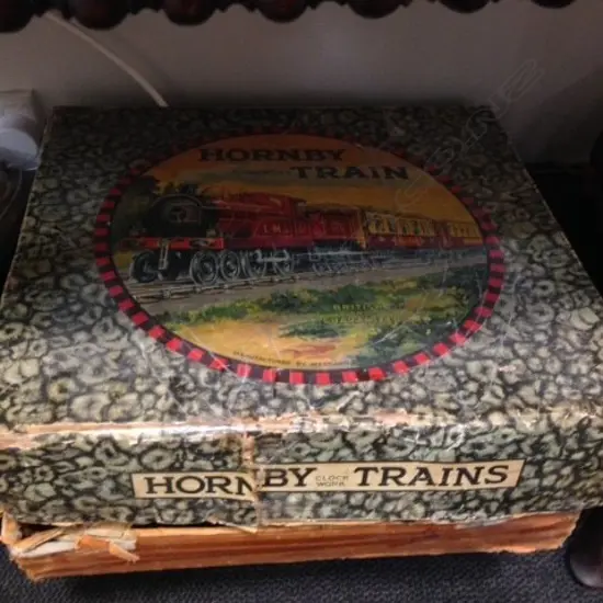 BOXED HORNBY TRAIN SET LOCO,ROLLING STOCK,TRACK 